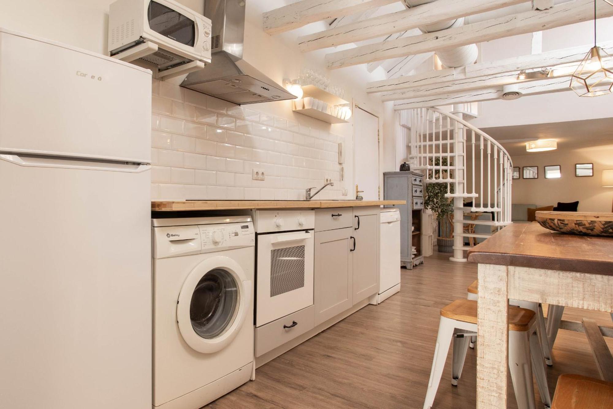 Apartamento Plaza Mayor Attic En มาดริด ภายนอก รูปภาพ